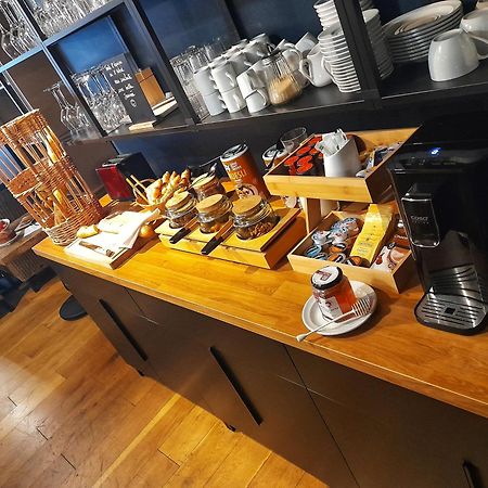 Hotel Restaurant L'Art Des Mets By Cote Jardin Conilhac-Corbieres ภายนอก รูปภาพ