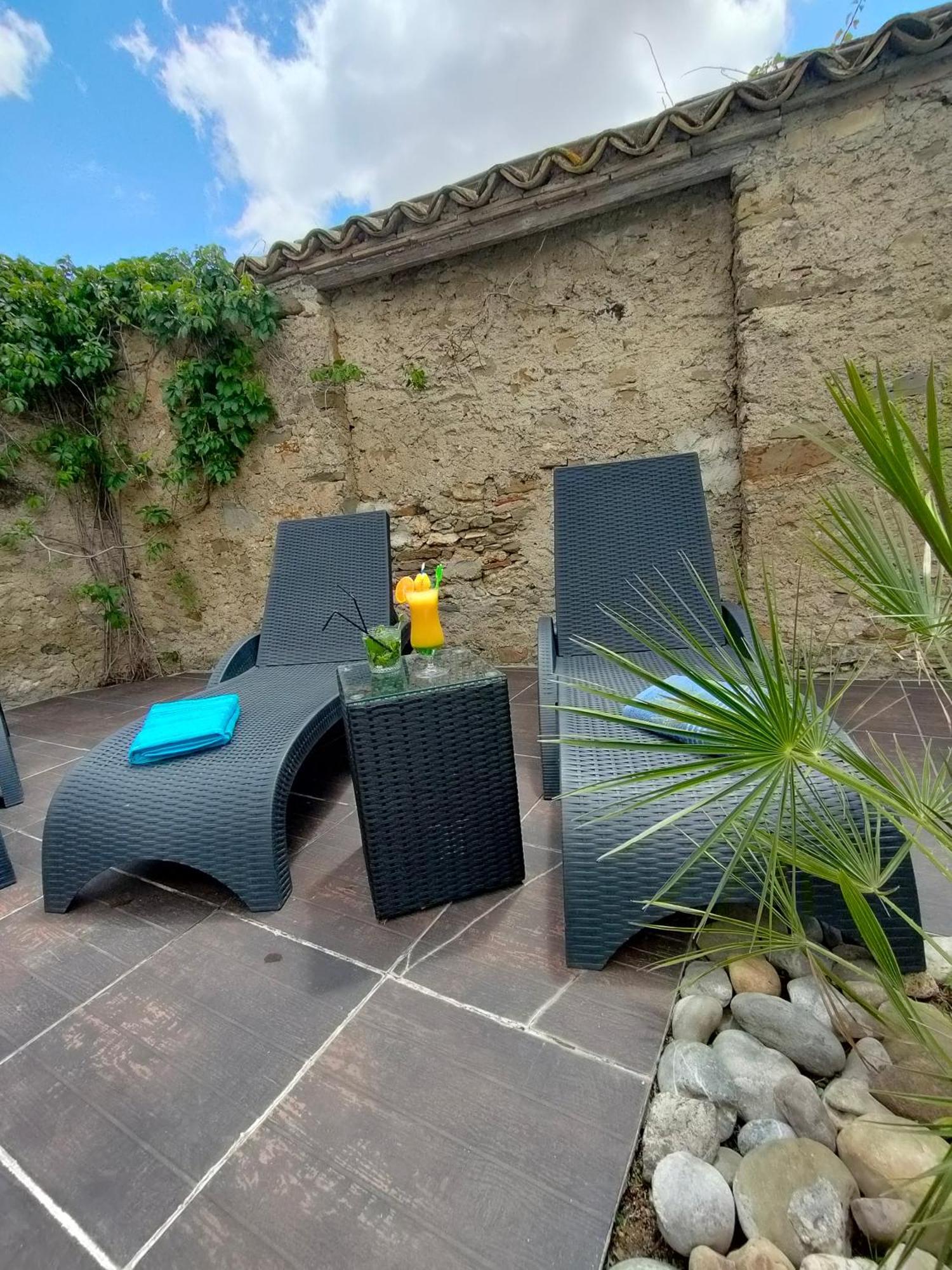 Hotel Restaurant L'Art Des Mets By Cote Jardin Conilhac-Corbieres ภายนอก รูปภาพ