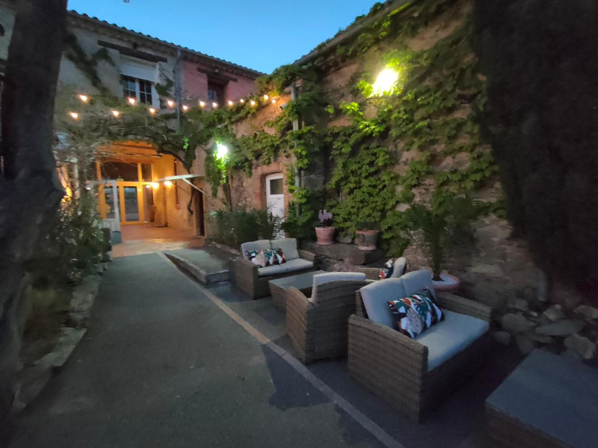 Hotel Restaurant L'Art Des Mets By Cote Jardin Conilhac-Corbieres ภายนอก รูปภาพ