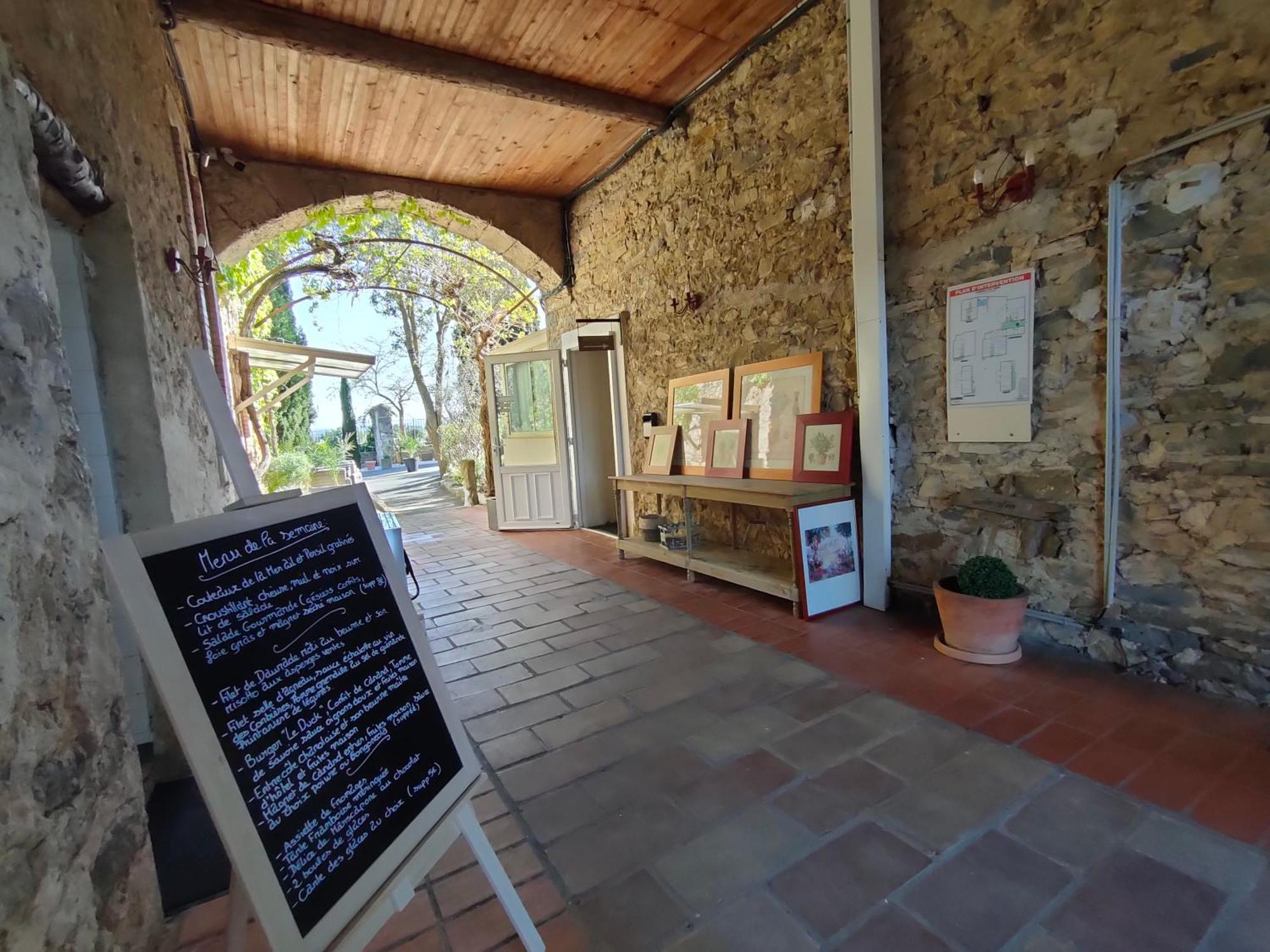 Hotel Restaurant L'Art Des Mets By Cote Jardin Conilhac-Corbieres ภายนอก รูปภาพ