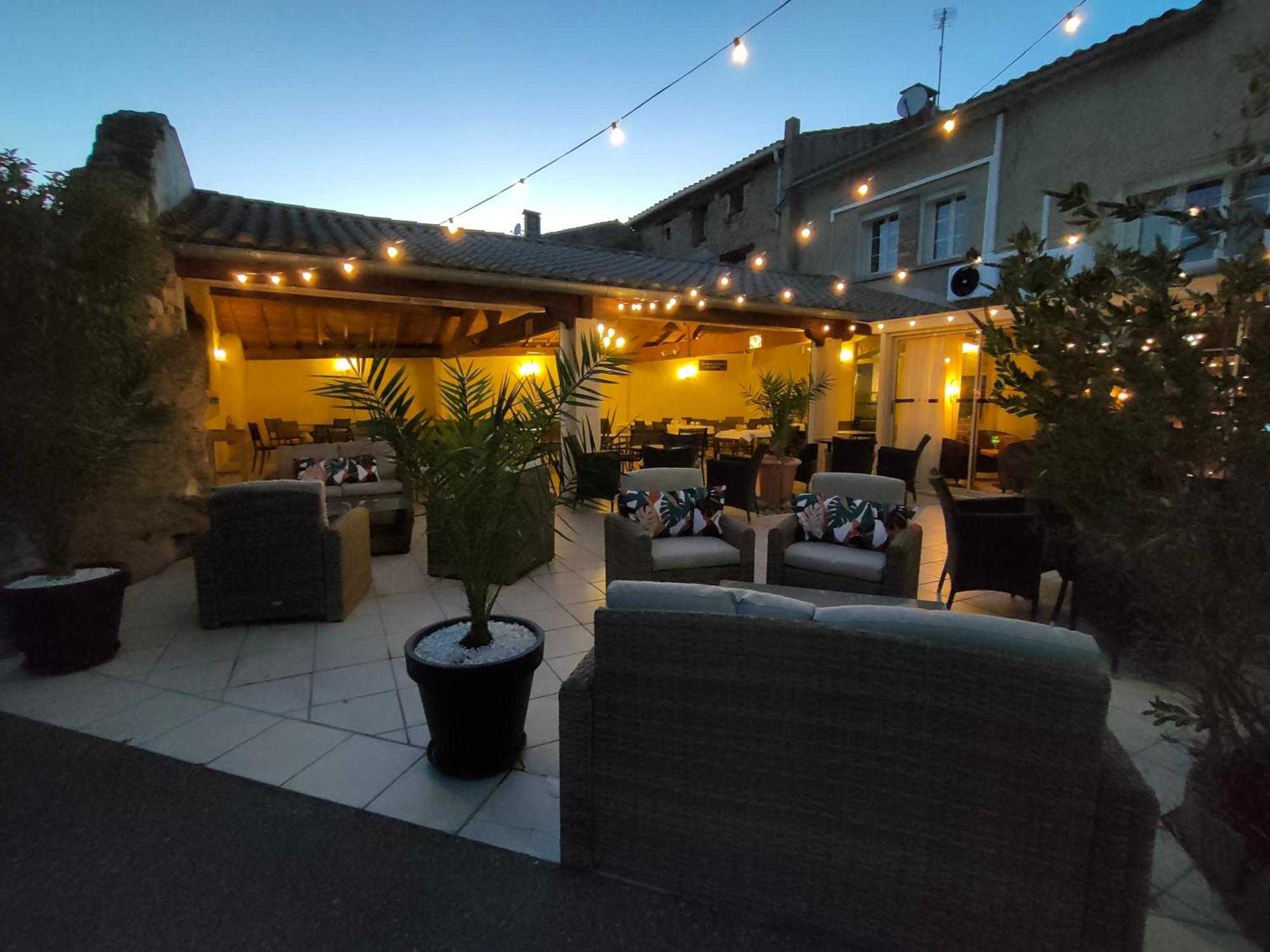 Hotel Restaurant L'Art Des Mets By Cote Jardin Conilhac-Corbieres ภายนอก รูปภาพ